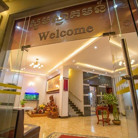 Jasmine Hotel& Sky Bar Battambang Exterior photo