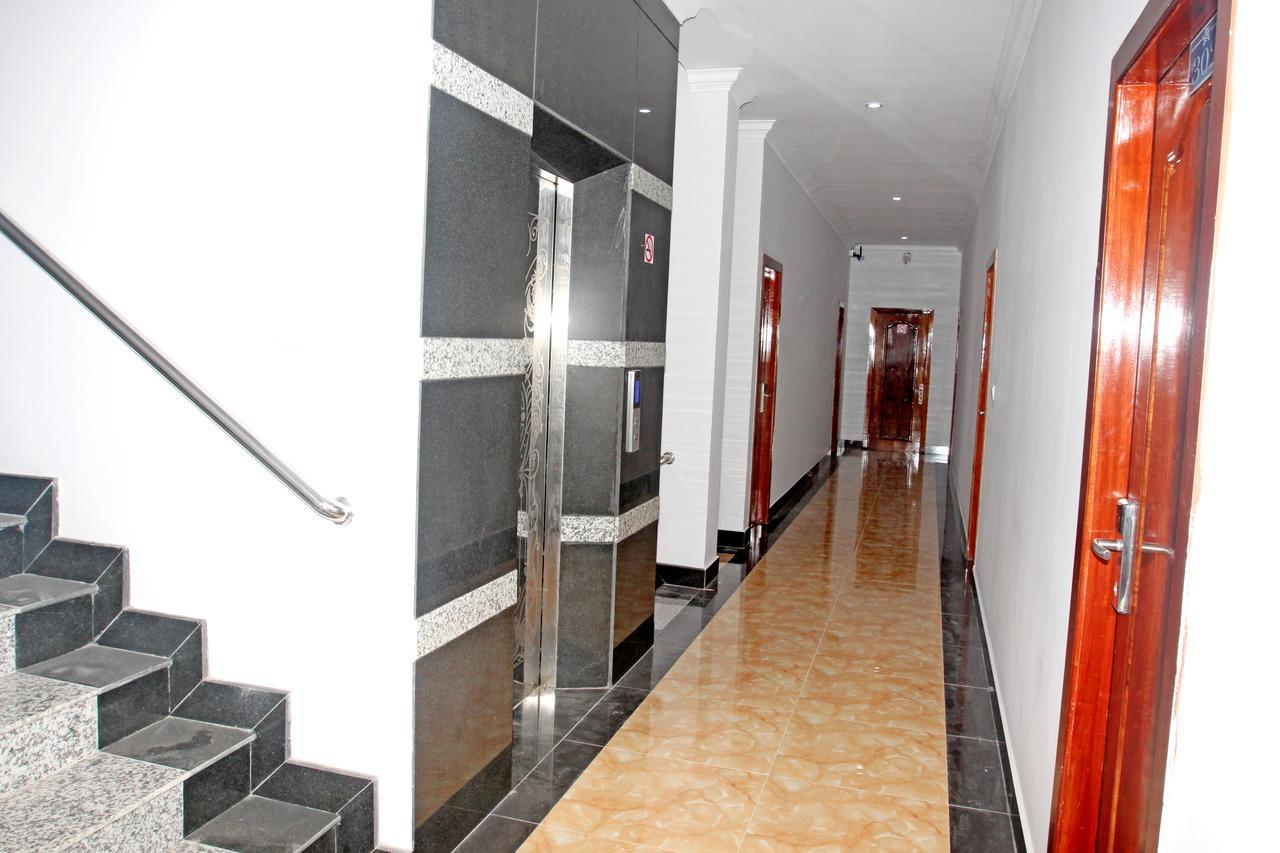 Jasmine Hotel& Sky Bar Battambang Exterior photo