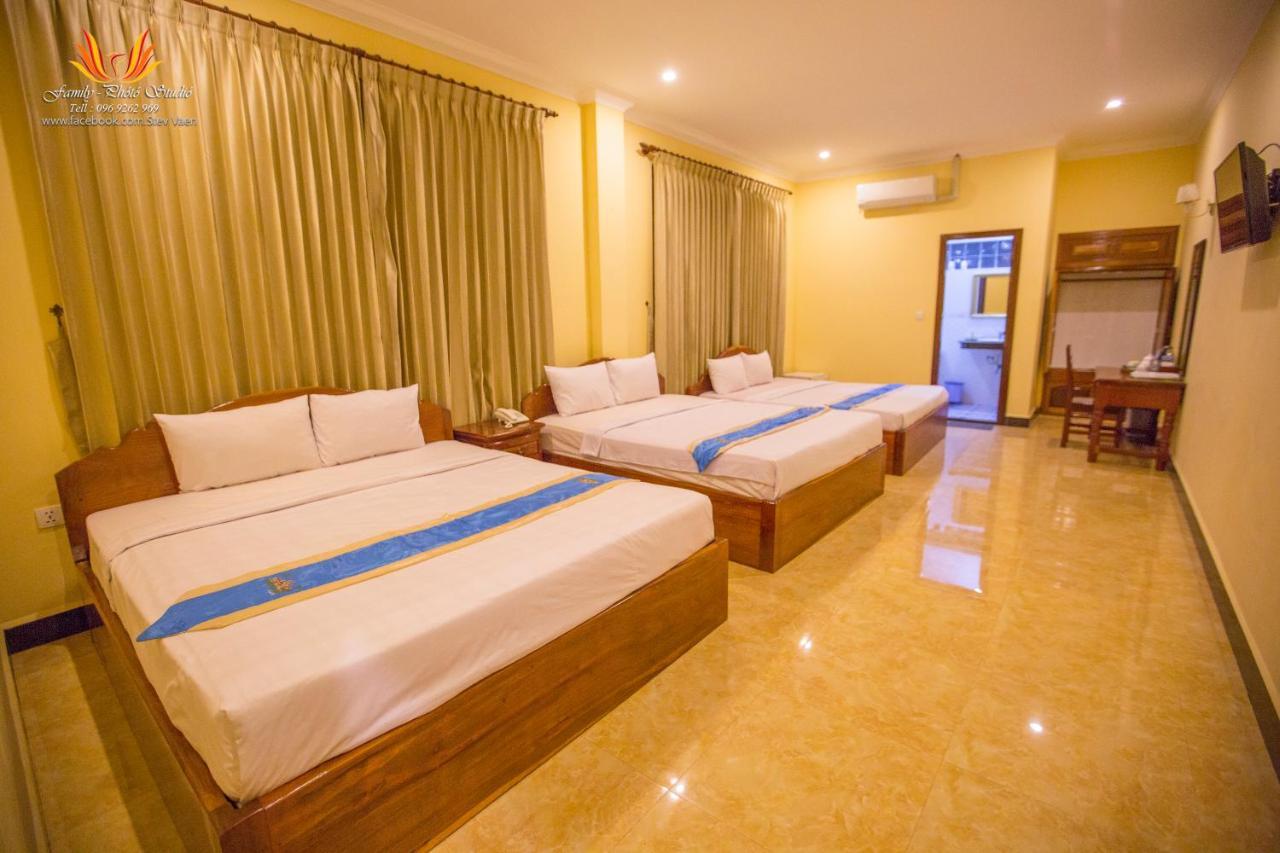 Jasmine Hotel& Sky Bar Battambang Exterior photo