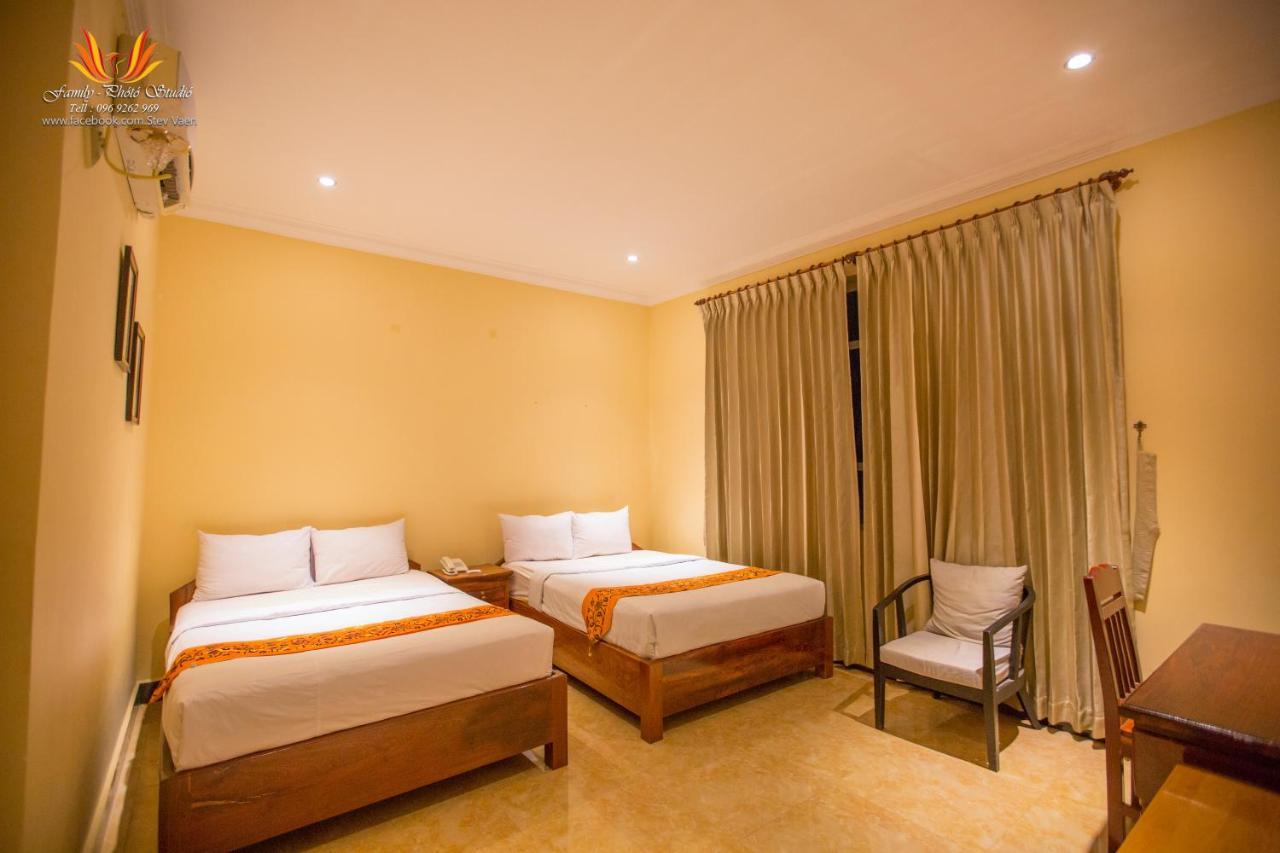 Jasmine Hotel& Sky Bar Battambang Exterior photo